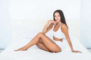 Latina woman maintains attractive body with help from skin tighetening procedures